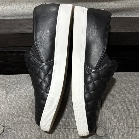 Steve Madden Black Quilted slip on sneakers 9 - Picture 2 of 5